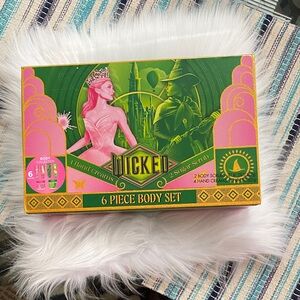 Wicked 6-Piece Body Set - new in box
